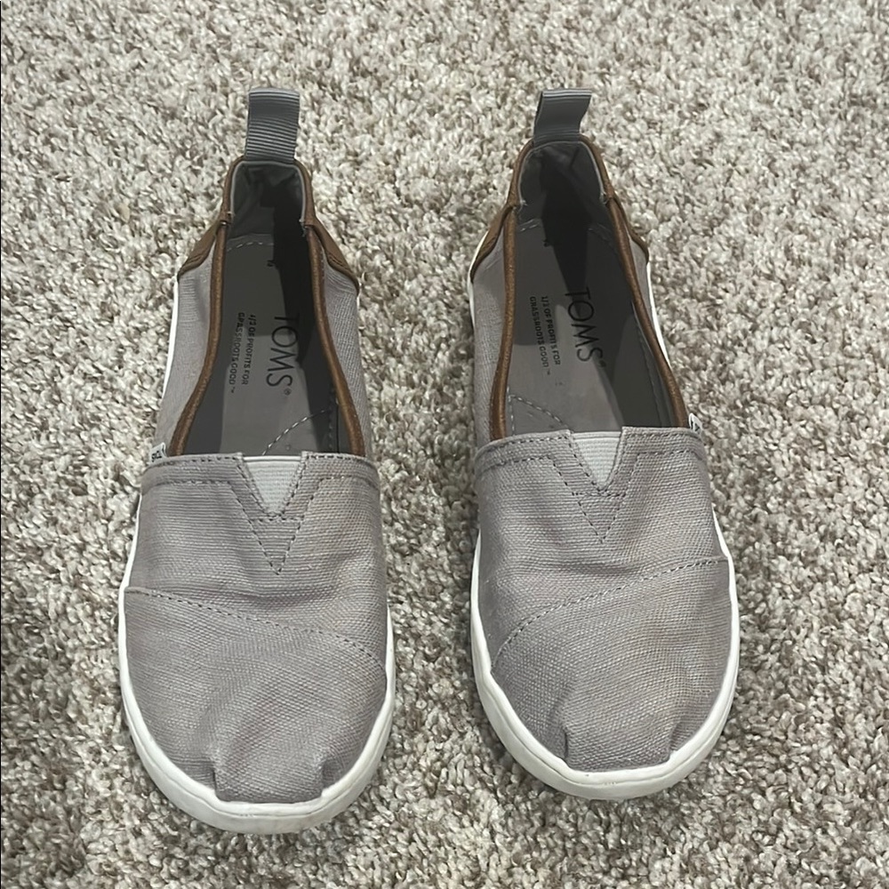 TOMS Light Gray Casual Slip-Ons